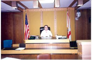 בביקורי בבית המשפט הפלילי של מחוז דייד במיאמי בשנת 1995 שם נשפט פרדו.